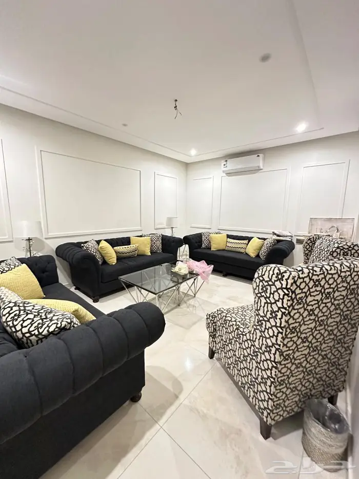 كنب وطاولات 2