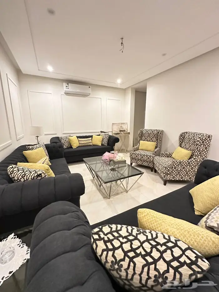 كنب وطاولات 3