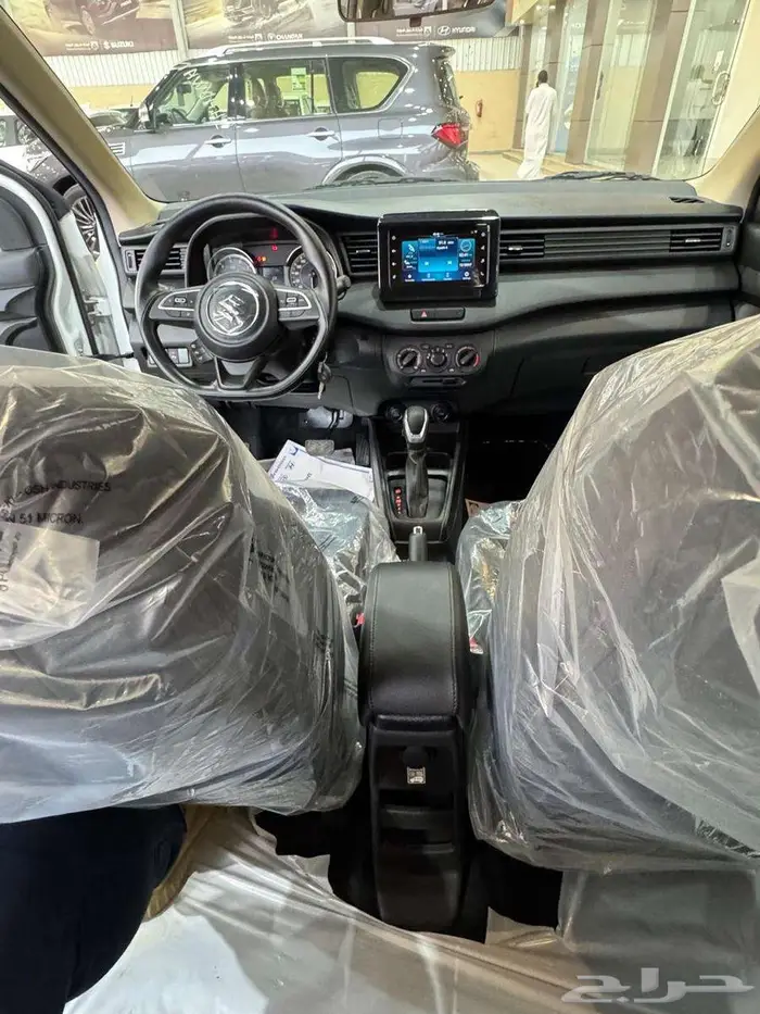 سوزوكي ارتيجا GL ستاندر 2025 9