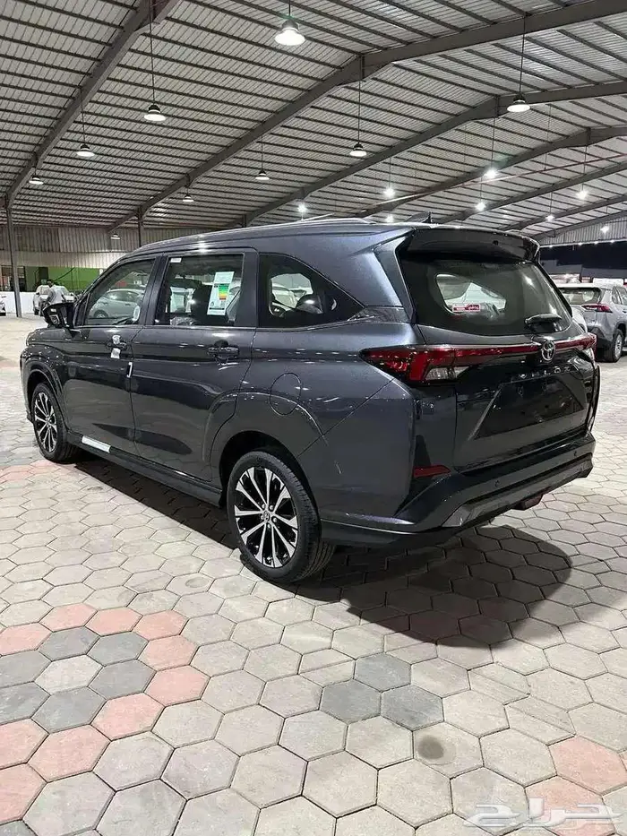 تويوتا فيلوز glx موديل 2025 كاش و أقساط 2