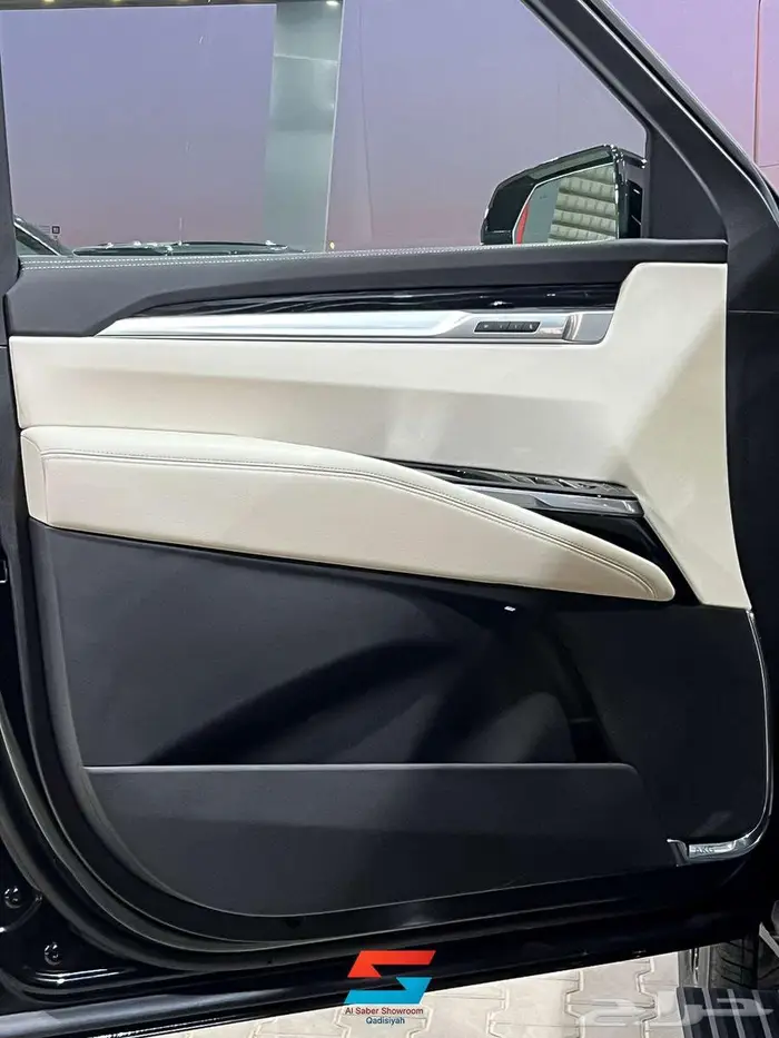 كاديلاك اسكاليد_ سبورت___ 2025 18