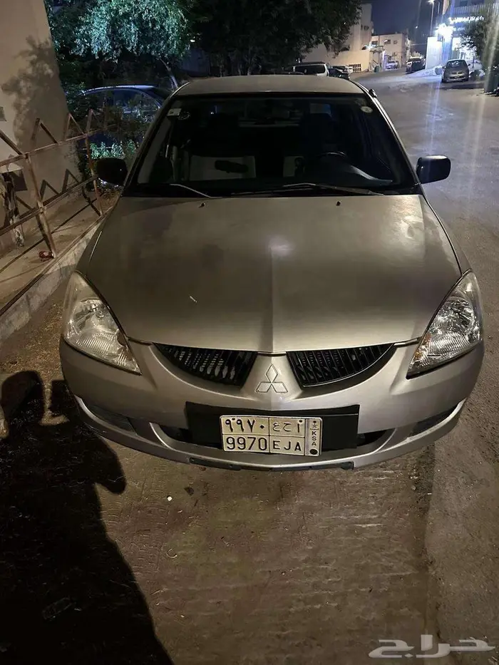 سيارة ميتسوبيشي لانسر للبيع 2005 4