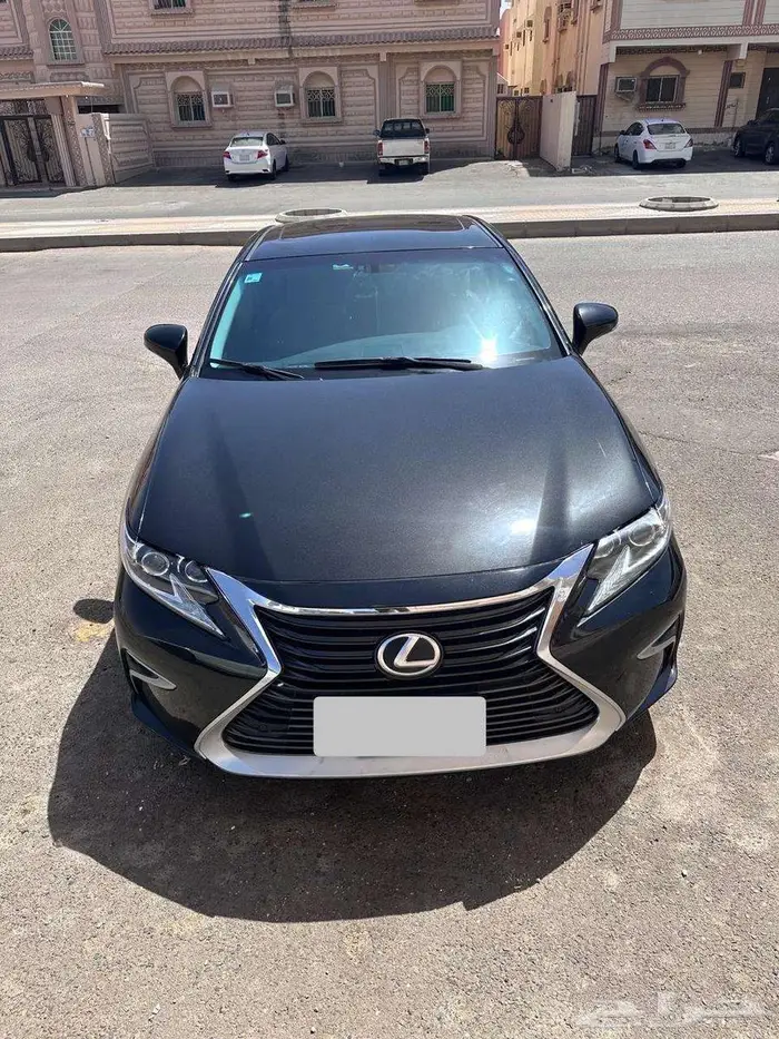 لكزس ES 250 2018 ممشي 115 الف 2
