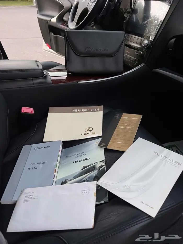 لكزس is 250 سته سلندر 6