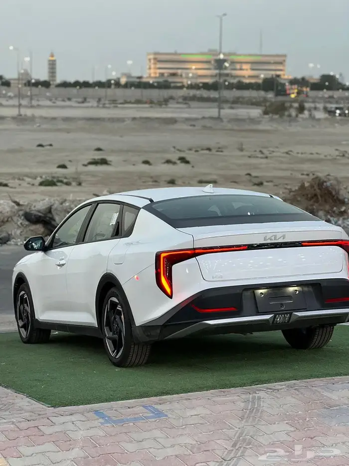 كيا k4 نص فل 2026 5