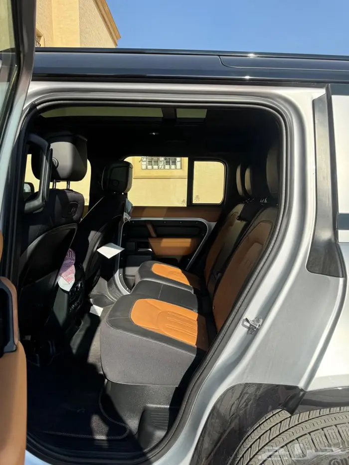 لاندروفر ديفندر 2021 X 3