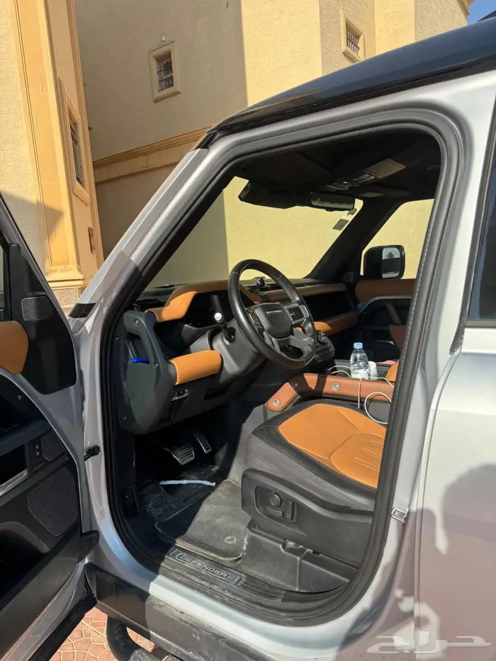 لاندروفر ديفندر 2021 X 5