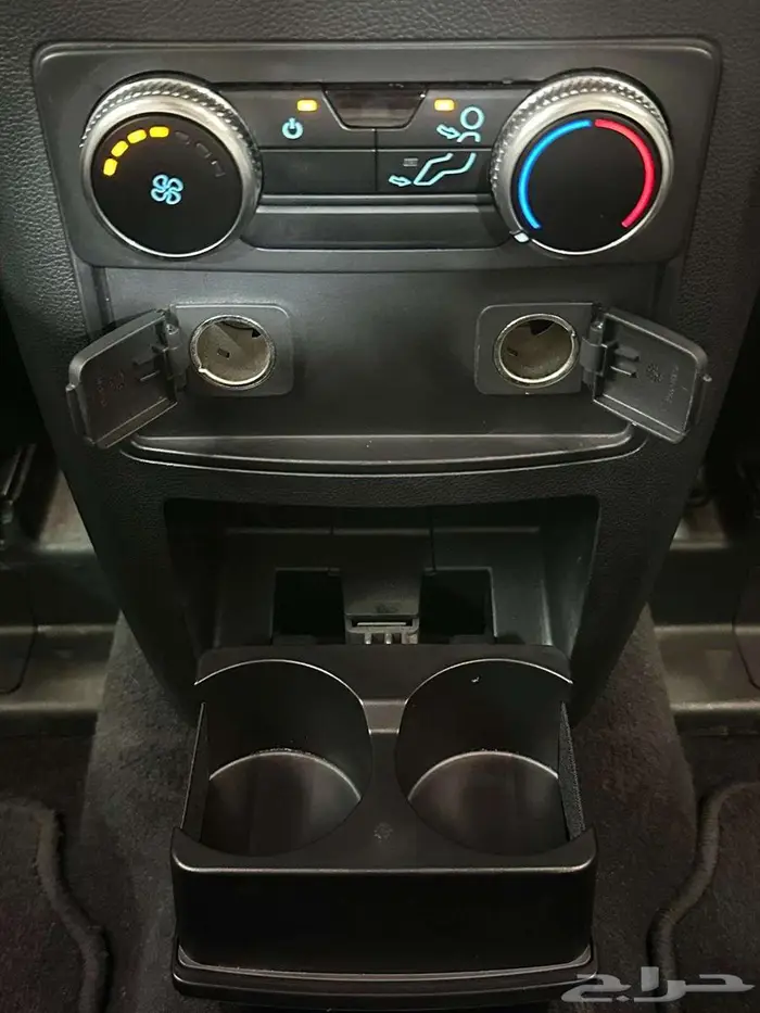 فورد اكسبلورر 2022 26