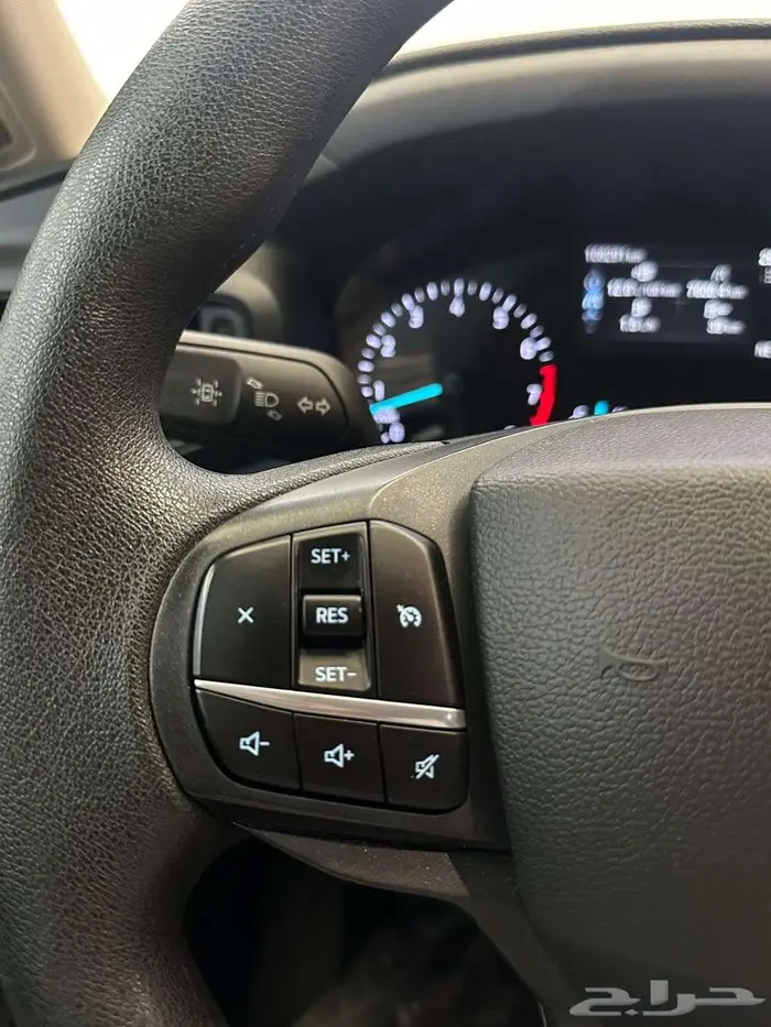 فورد اكسبلورر 2022 13