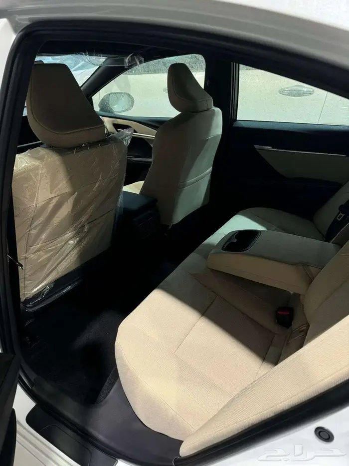 تويوتا كامري LE بنزين م2025 - سعودي 20