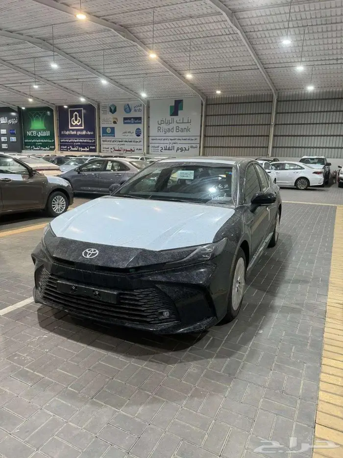 تويوتا كامري LE بنزين م2025 - سعودي 1