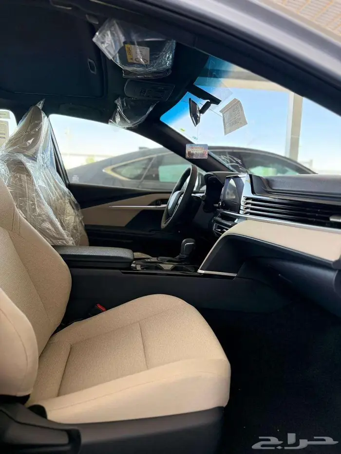 تويوتا كامري LE بنزين م2025 - سعودي 27