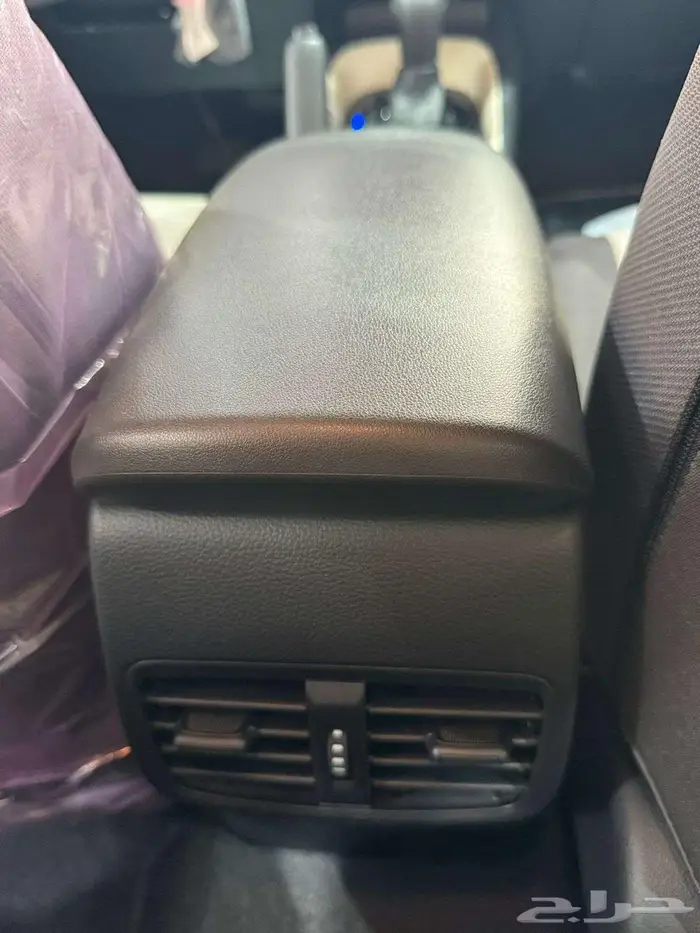 تويوتا كورولا ستاندر 1.6 بريمي 2025 18