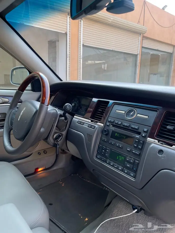 لنكون 2009 قصير نظيف جدا  شنقتشر لمتيد 10