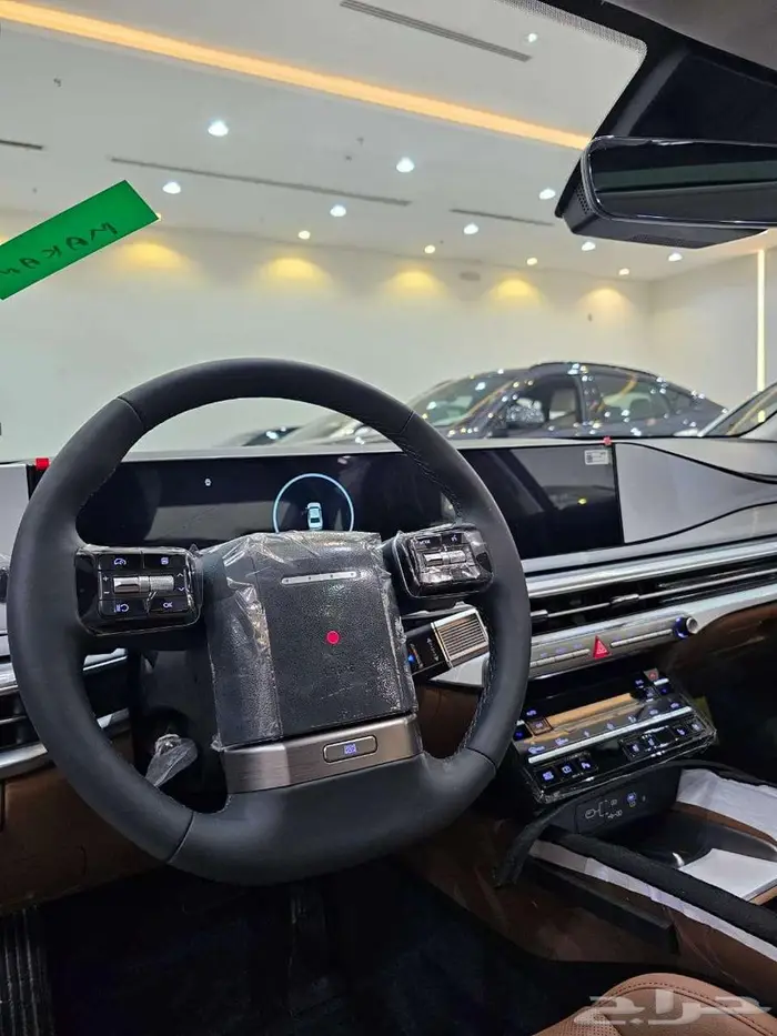 هونداى ازيرا 2025 اصفار ناغى 7