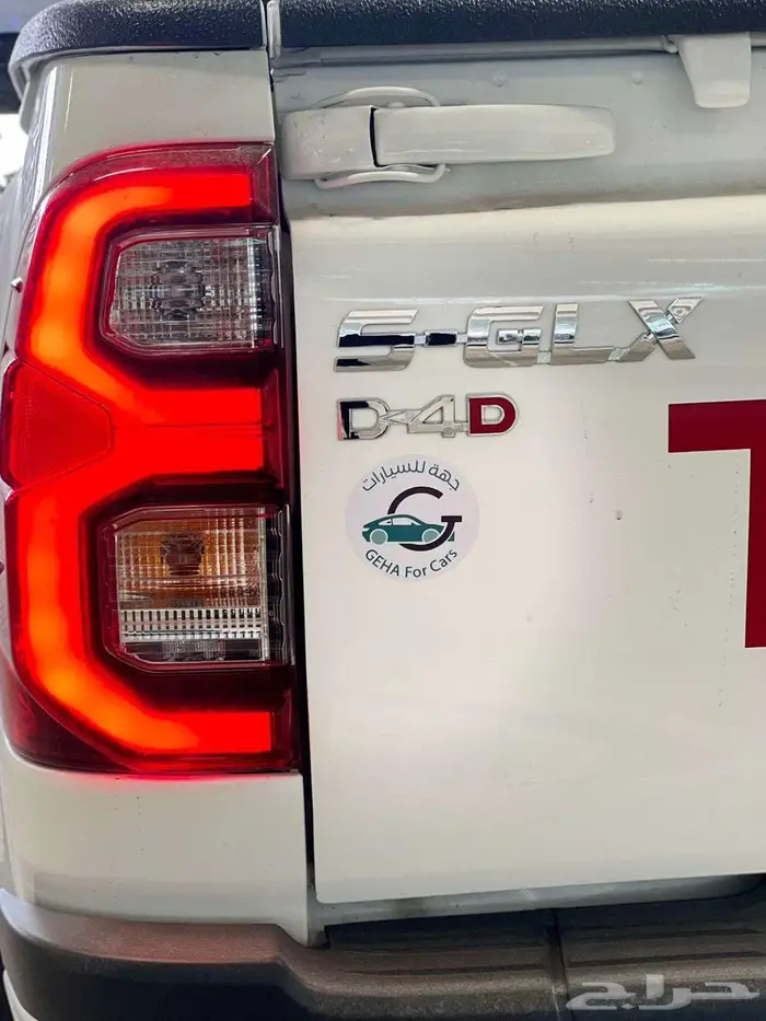 تويوتا هايلكس غمارتين S-GLX سوبر ديزل 2.4 سعودي فل كامل 6