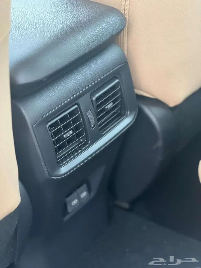 تويوتا راف فور XLE كاش و عروض التمويل 2025 9