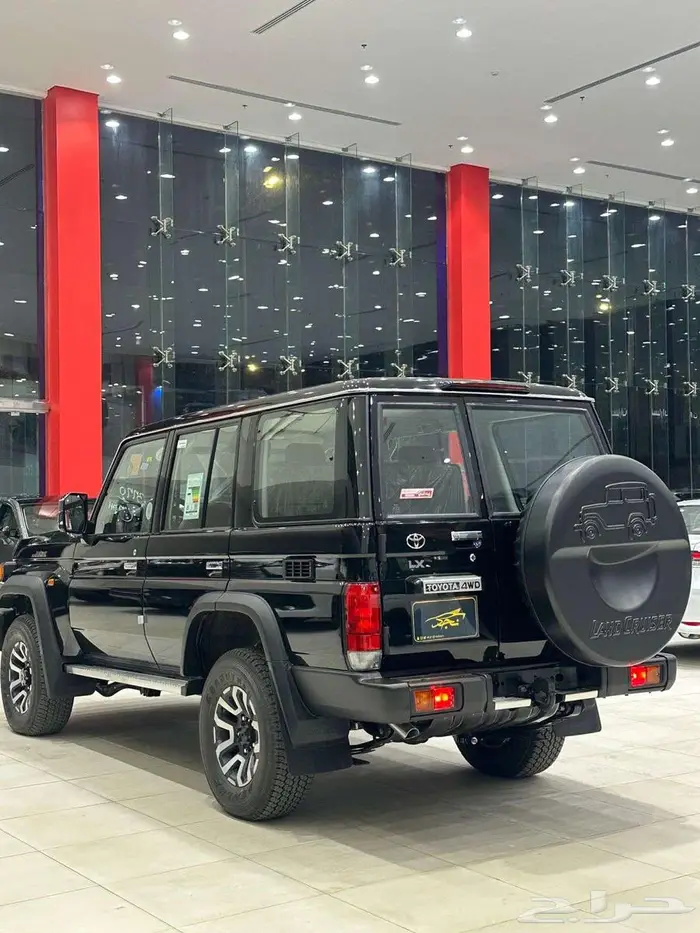 تويوتا جيب ربع 4 ابواب قير توماتيك سعودى موديل 2025 2