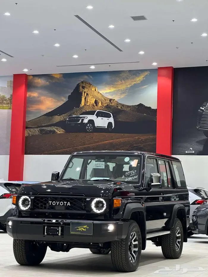 تويوتا جيب ربع 4 ابواب قير توماتيك سعودى موديل 2025 1