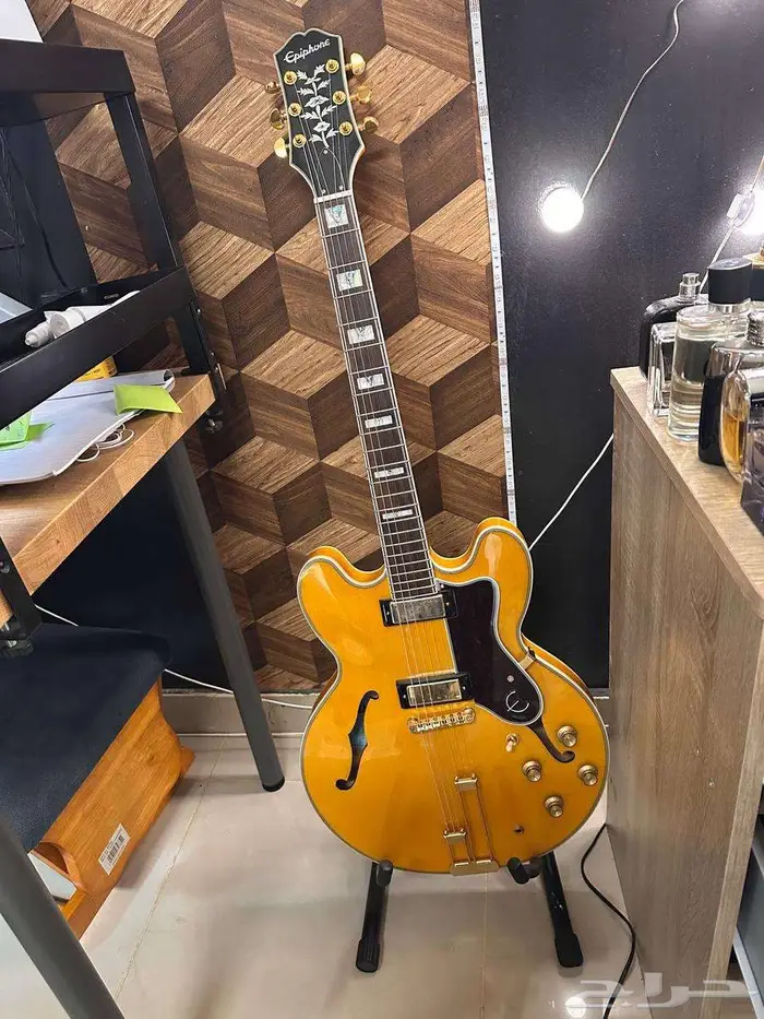 غيتار epiphone sheraton archtop 0