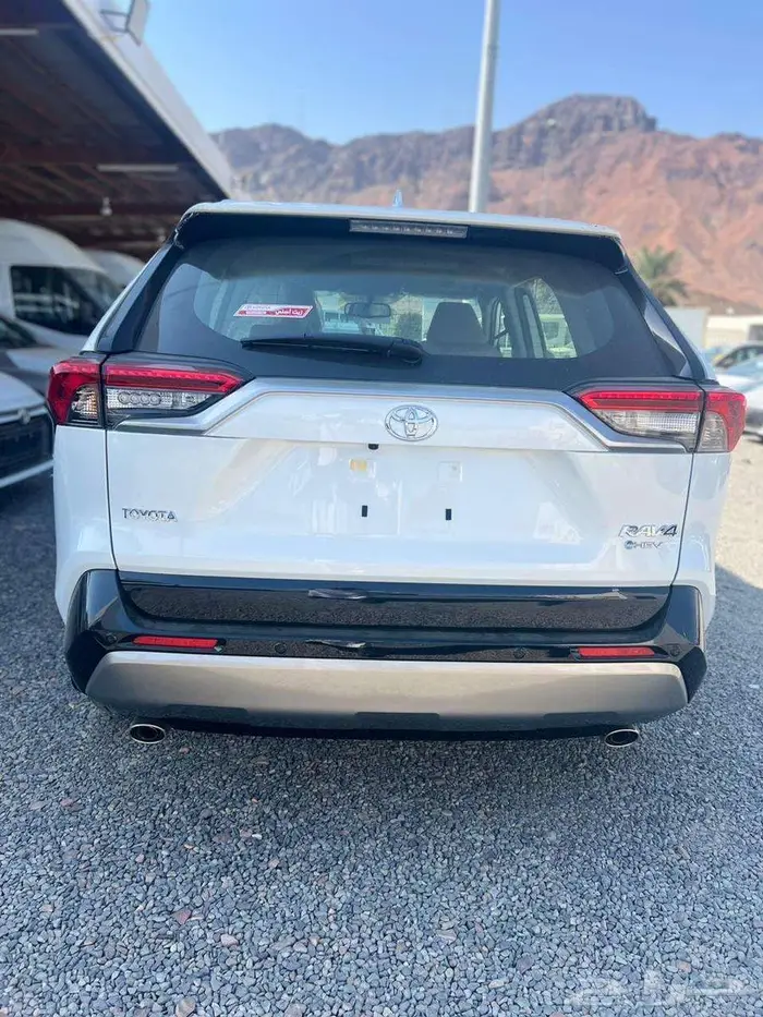 تويوتا راف فور XLE كاش و عروض التمويل 2025 3