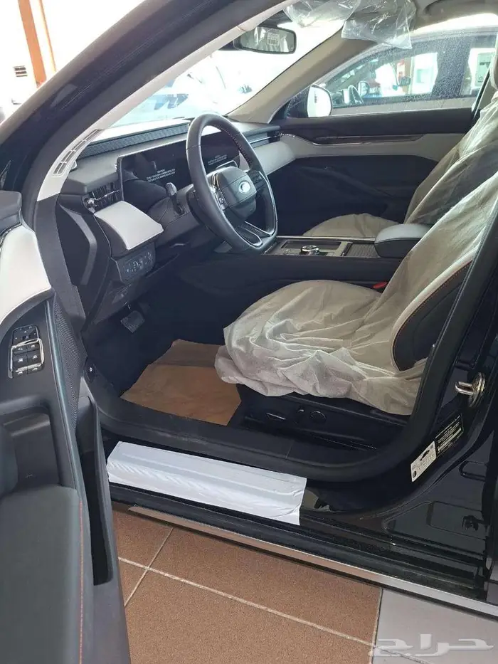 فورد تورس تيتانيوم موديل 2026 3