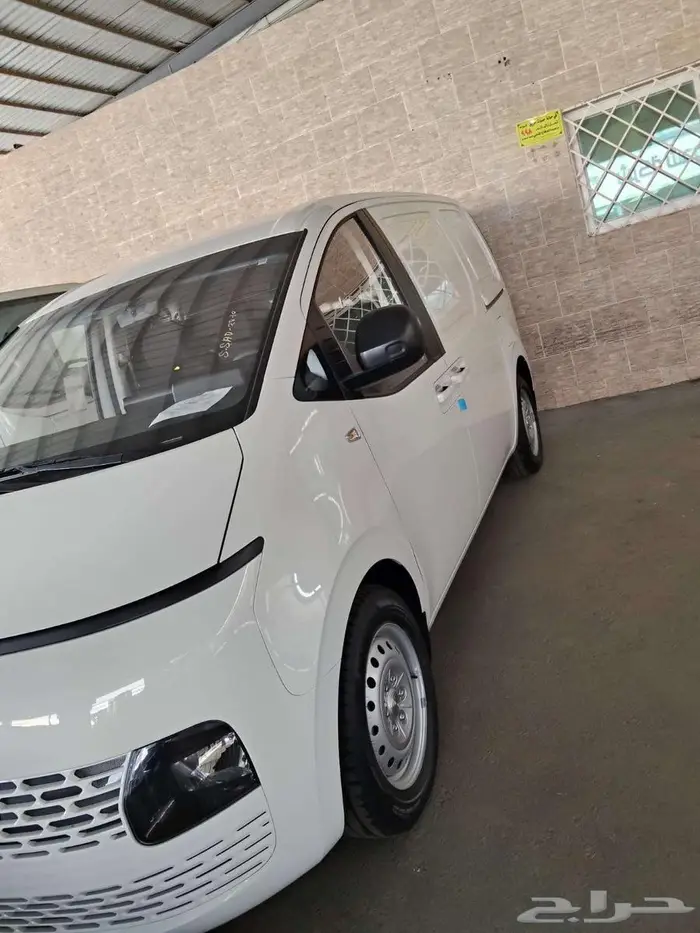 هيونداى ستاريا بضاعة موديل 2026 م ديزل 8