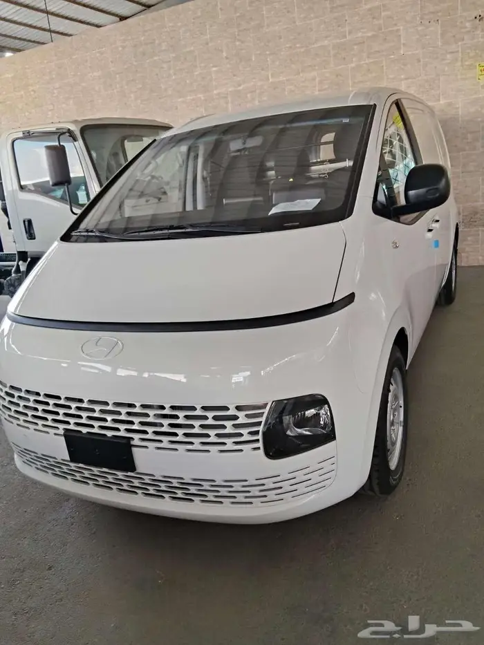 هيونداى ستاريا بضاعة موديل 2026 م ديزل 9