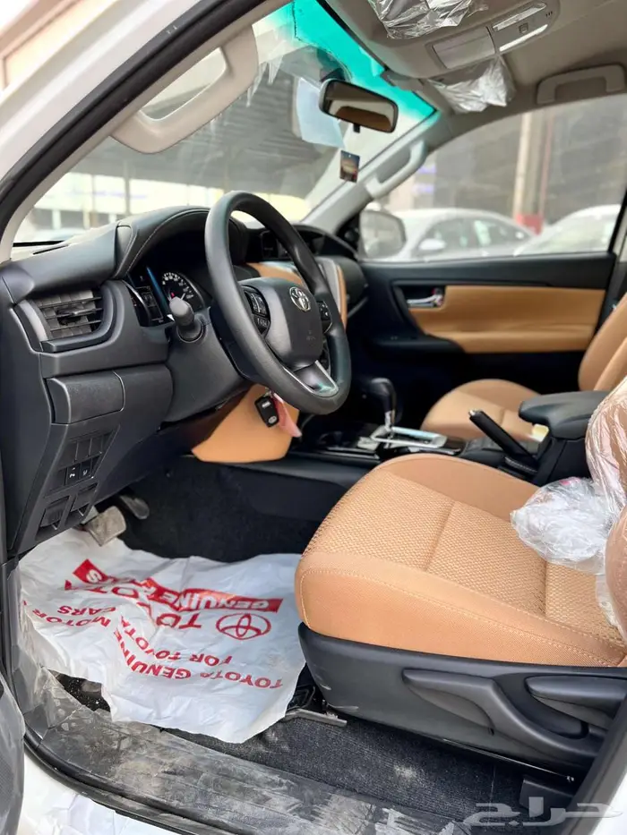 فورتشنر GX2 بدون دبل بنزين 2025 8