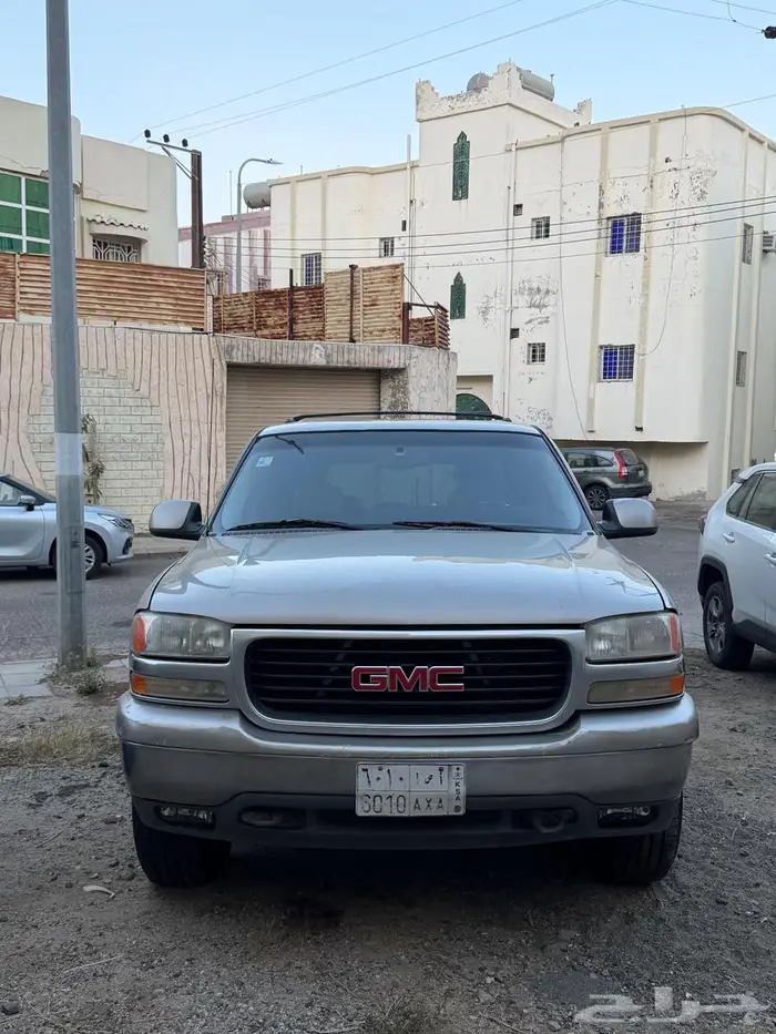 جي ام سي يوكن 2000 0