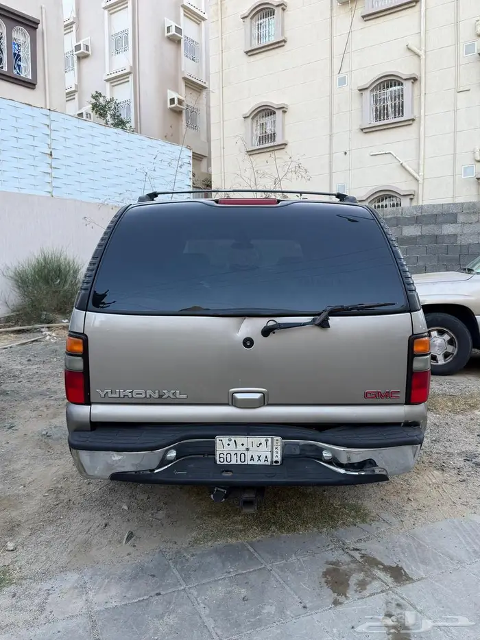 جي ام سي يوكن 2000 2