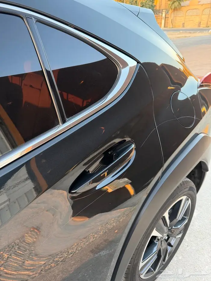 لكزس ux300 موديل 2024 8