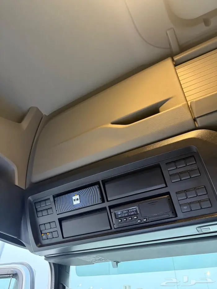 راس شاحنة مان الموديل 2021 الحجم TGX18.510 الشكل الجديد 17