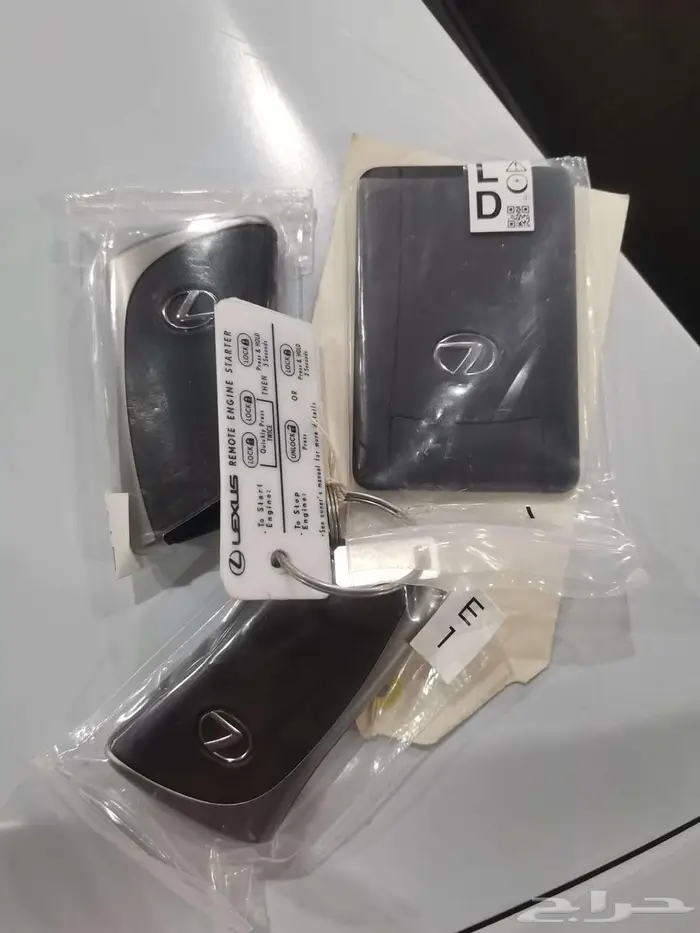 لكزس ES250 AA بنزين V4 اسود وتيتانيوم 2025 سعودي 19