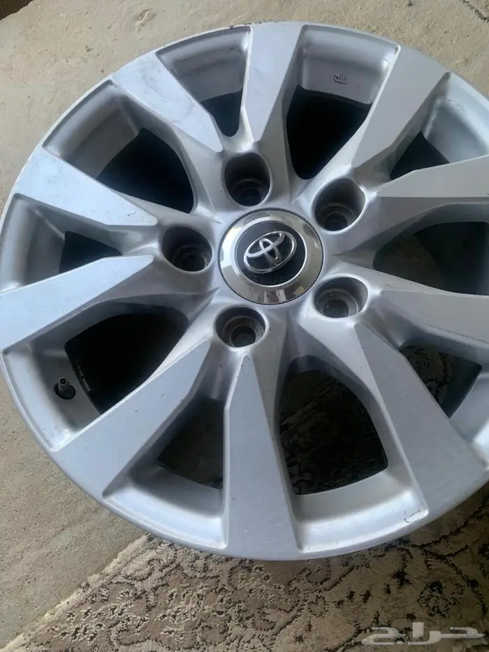 جنوط تويوتا لاند كروزر اصلي وكالة نظيف 2016 طقم 4 حبات 2