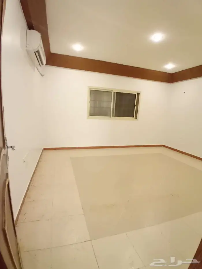 دور أرضي للإيجار في حي الياسمين 17