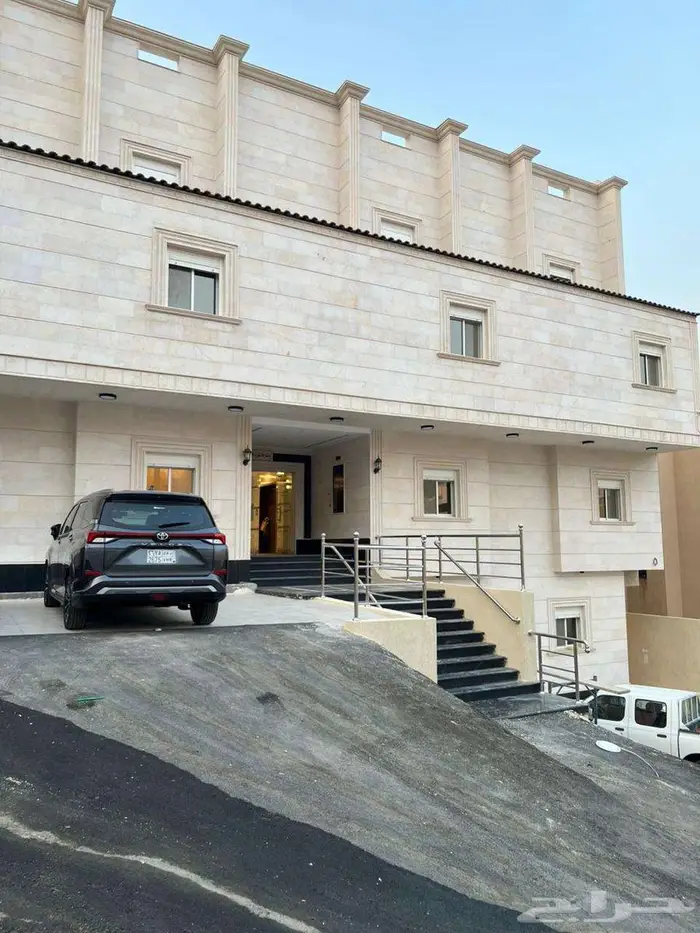 شقق للإيجار بحي العوالي 0