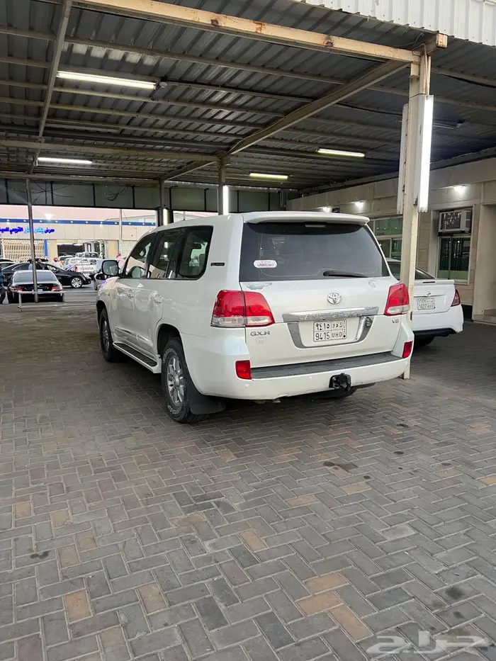 للبيع جيب 2010 2