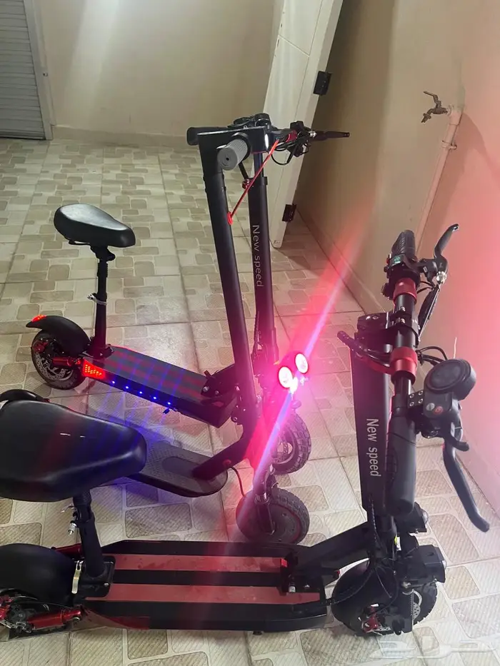 سكوترات استخدام اسبوع للبيع 4