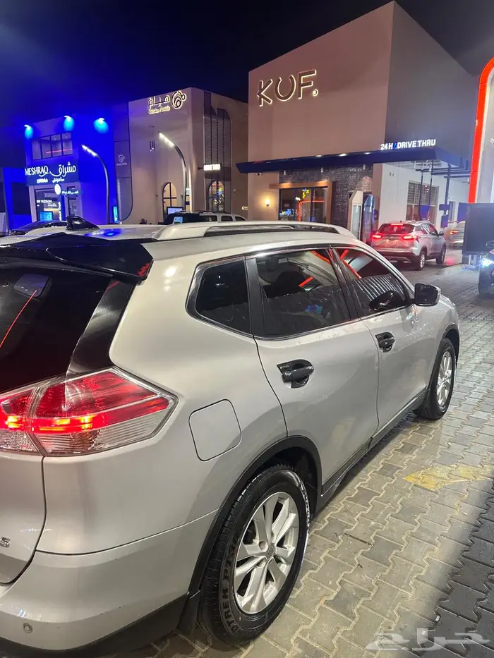 اكستريل x-trail نيسان 7 راكب 3