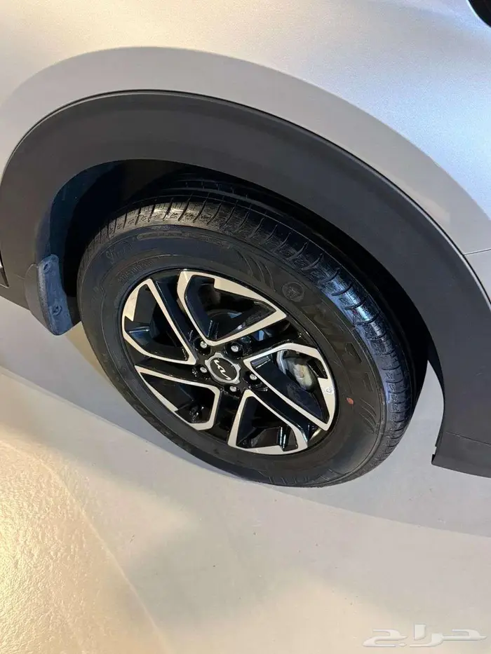 كيا كارنز 2026 ستاندر مطور عرض حصري 7