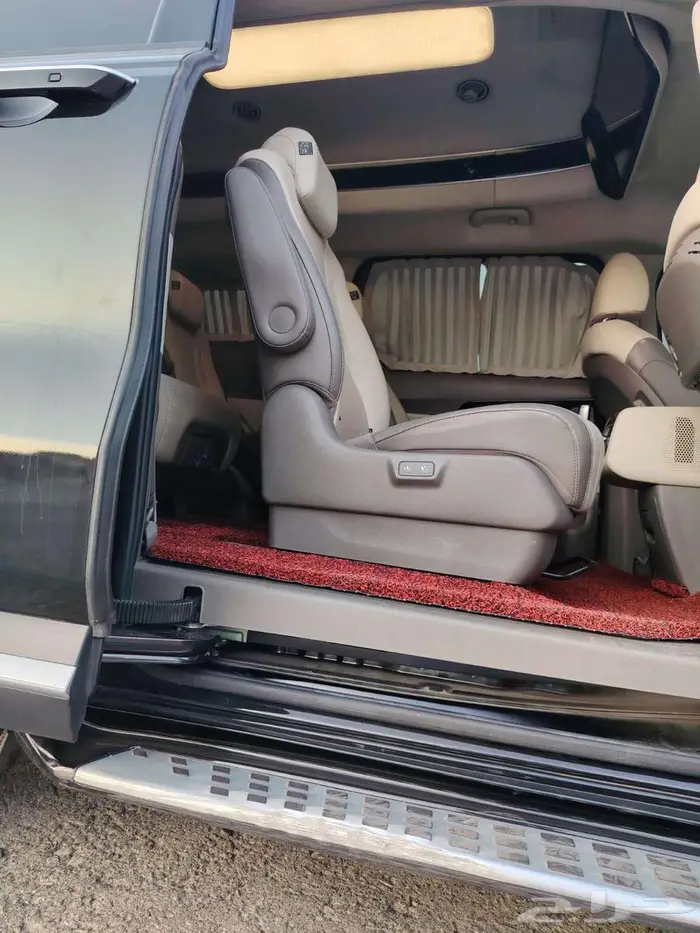 تأجير سيارة فخمة بمكة وجدة VIP مع السواق 35