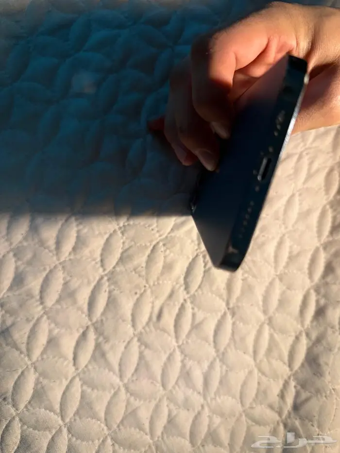 ايفون 12 برو ماكس للبيع 4