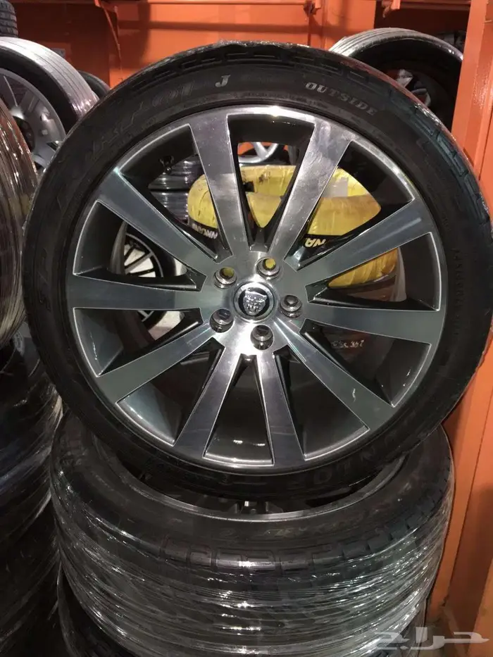 تتوفر لديناجميع انواع جنوط الجاكوار بجميع الحجم 38