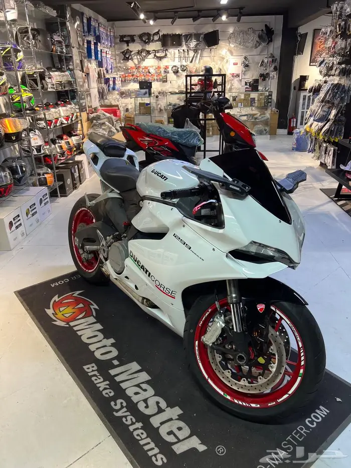 دباب دوكاتي Ducati 2015 899 1