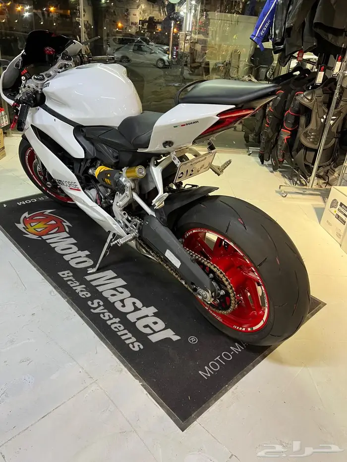 دباب دوكاتي Ducati 2015 899 4