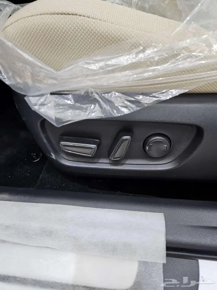 تويوتا كامري LE بنزين موديل 2025 13