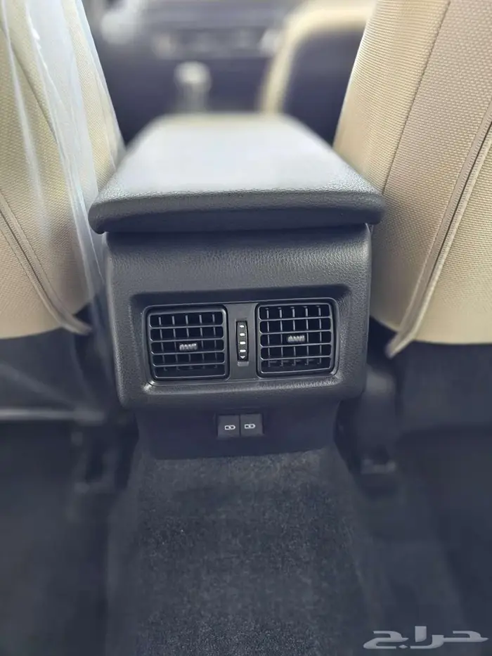 تويوتا كامري LE بنزين موديل 2025 14