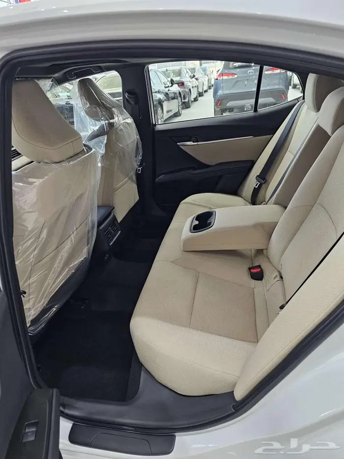 تويوتا كامري LE بنزين موديل 2025 18