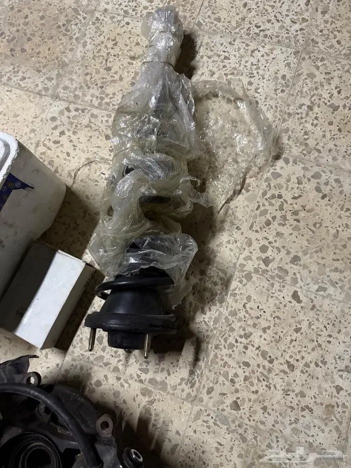 قطع لكزس 400 9